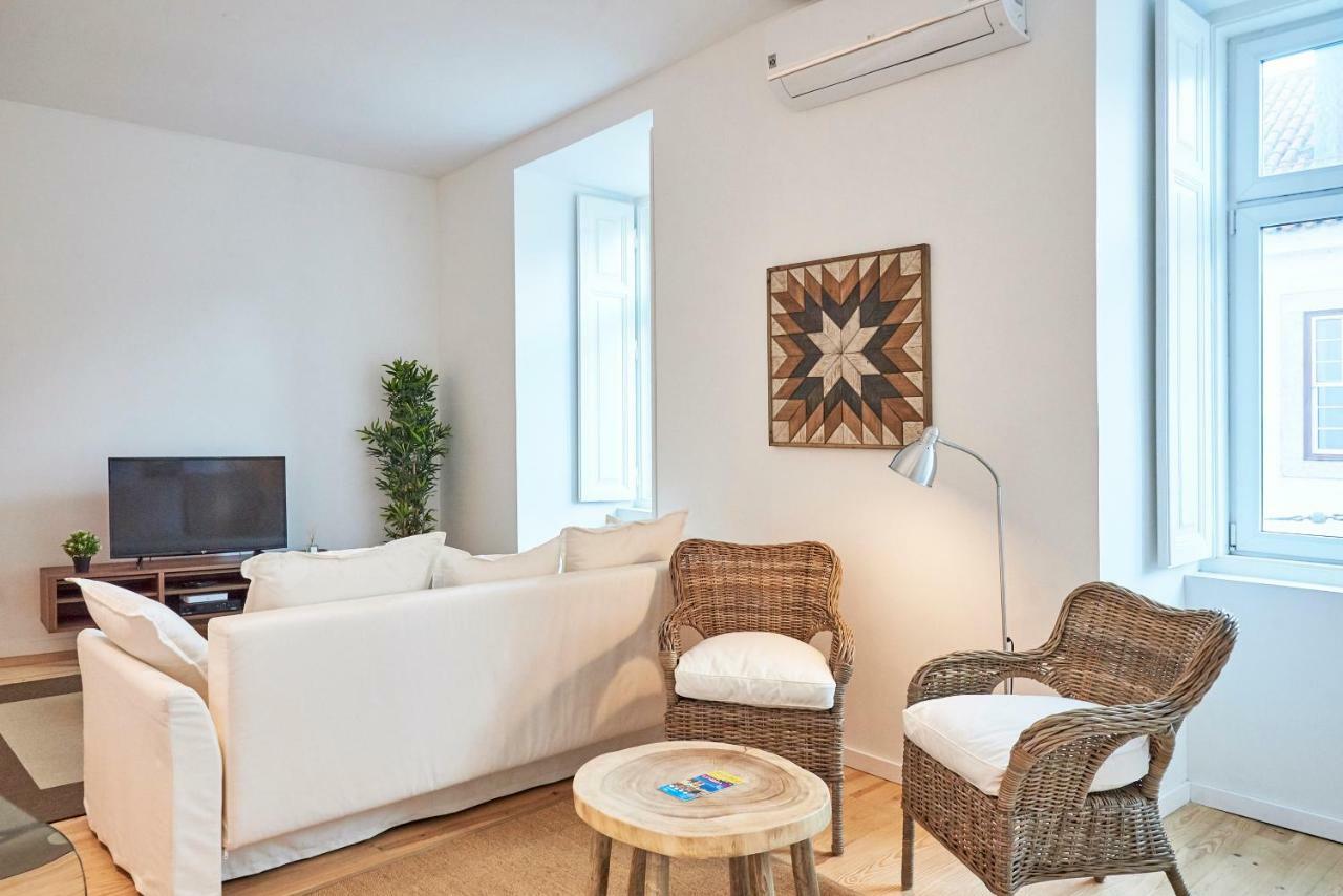 Modern Apartment Calcada Sao Francisco II リスボン エクステリア 写真