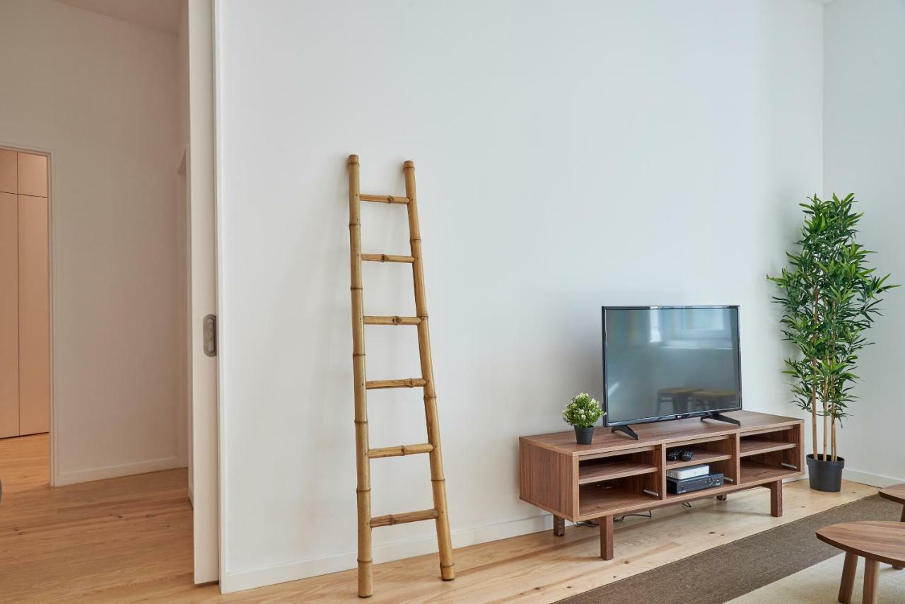 Modern Apartment Calcada Sao Francisco II リスボン エクステリア 写真