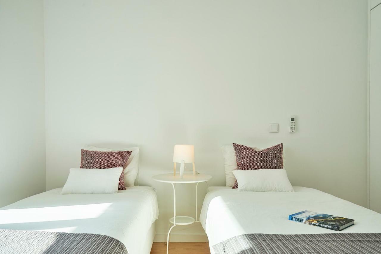 Modern Apartment Calcada Sao Francisco II リスボン エクステリア 写真